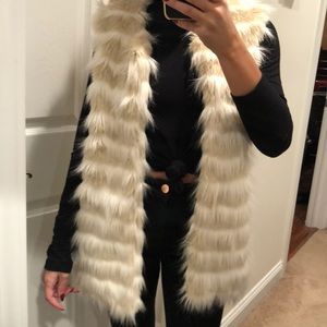 Forever 21 white faux fur vest